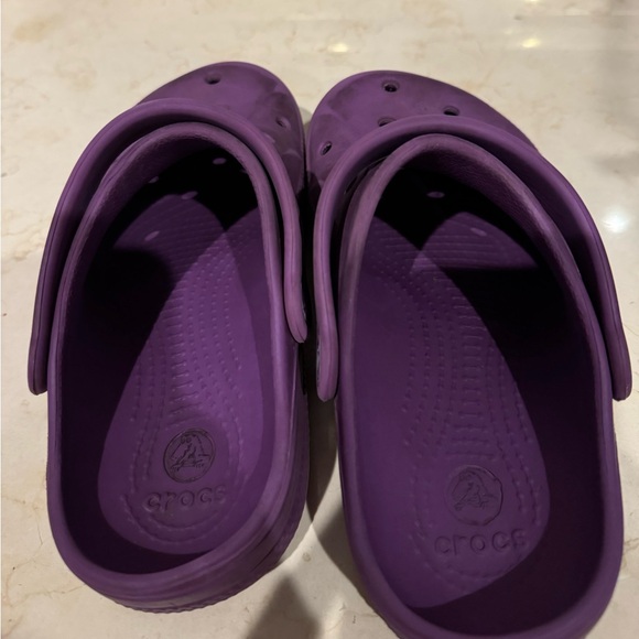 Kids Crocs, purple, size J2 - Picture 4 of 7